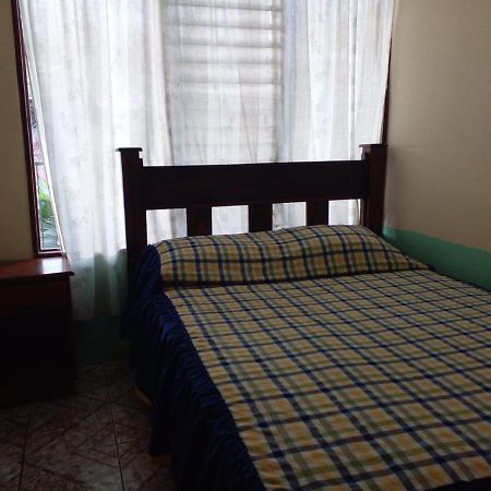 La Pension Backpackers La Fortuna Εξωτερικό φωτογραφία